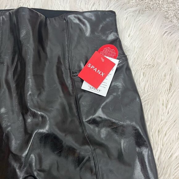 Shiny Spanx Faux Leather Leggings - Picture 4 of 5